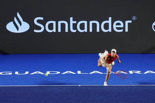 WTA, Tennis Damen GUADALAJARA OPEN 2026 WTA GUADALAJARA OPEN 2026 PEYTON STEARNS VS SLOANE STEPHENS 17092026 GUADALAJARA, JALISCO. Action photo of Peyton Stearns of the United States, during a match of the WTA Guadalajara Open 2026, held at the Centro Panamericano de Tenis of Guadalajara, Jalisco, Mexico. Foto de accion de Peyton Stearns de Estados Unidos, durante juego del WTA Guadalajara Open 2026 celebrado en el Centro Panamericano de Tenis de Guadalajara, Jalisco, Mexico PHOTO BY IMAGENSHOP AGENCIA FOTOGRAFICA GUADALAJARA JALISCO MEXICO Copyright: xIMAGENSHOPxAGENCIAxFOTOGRAFICAx