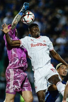 SOCCER - UEFA Europa League - PFC Levski vs. FC Red Bull Salzburg Photo by IPA ABACAPRESS.COM88644864 - Salzburg s Karim Konate in action during the Europa League match between PFC Levski and FC Red Bull Salzburg at Vasil Levski National Stadium in Sofia, Bulgaria, on September 17, 2026 Sofia Bulgaria  Copyright: xIPAxSport ABACAx