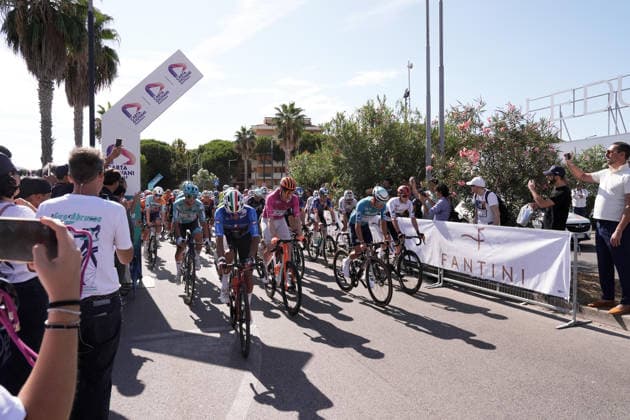 Start race during the Giro d™Abruzzo, stage 4 from Silvi to Controguerra (182 km) - Abruzzo, Italy - Friday, September 18, 2026. - cycling.  Copyright: xMassimoxPaolone LaPressex