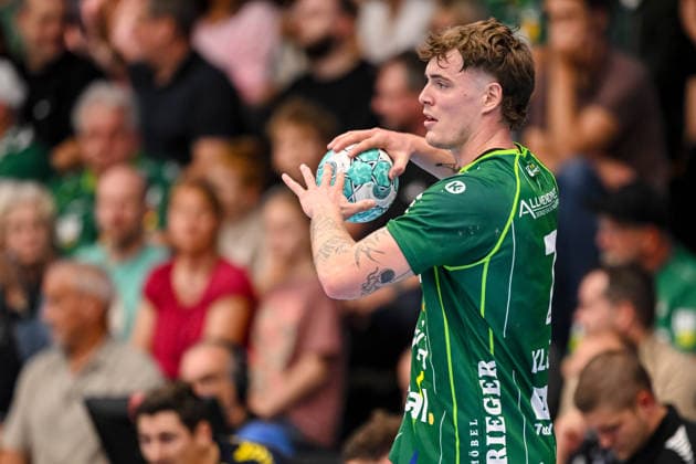 Goeppingen, Deutschland, 17.09.26: Victor Kloeve (FRISCH AUF! Goeppingen) in Aktion, am Ball, Einzelaktion waehrend des Opel Handball Bundesliga Spiels zwischen FRISCH AUF! Goeppingen vs Rhein-Neckar Loewen in der EWS Arena am 17. September 2026 in Goeppingen, Deutschland. (Foto von Harry Langer DeFodi Images) Goeppingen, Germany, 17.09.26: Victor Kloeve (FRISCH AUF! Goeppingen) controls the Ball during the Opel Handball Bundesliga match between FRISCH AUF! Goeppingen vs Rhein-Neckar Loewen at EWS Arena on September 17, 2026 in Goeppingen, Germany. (Photo by Harry Langer DeFodi Images) (Photo by Harry Langer DeFodi Images) -