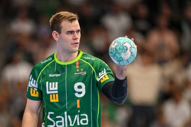 Goeppingen, Deutschland, 17.09.26: Max Beneke (FRISCH AUF! Goeppingen) in Aktion, am Ball, Einzelaktion waehrend des Opel Handball Bundesliga Spiels zwischen FRISCH AUF! Goeppingen vs Rhein-Neckar Loewen in der EWS Arena am 17. September 2026 in Goeppingen, Deutschland. (Foto von Harry Langer DeFodi Images) Goeppingen, Germany, 17.09.26: Max Beneke (FRISCH AUF! Goeppingen) controls the Ball during the Opel Handball Bundesliga match between FRISCH AUF! Goeppingen vs Rhein-Neckar Loewen at EWS Arena on September 17, 2026 in Goeppingen, Germany. (Photo by Harry Langer DeFodi Images) (Photo by Harry Langer DeFodi Images) -