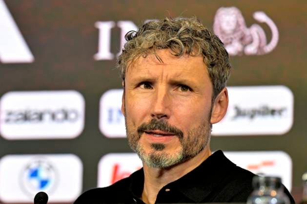 Belgian National Football team squad, Mannschaftsbild, Totale Announcement 18 09 2026 TUBEKE, BELGIUM - SEPTEMBER 18 : Mark Van Bommel federal head coach of the Belgian National football team speaking to the press during a press conference, PK, Pressekonferenz to announce his player selection to compete in the UEFA Nation League on September 18, 2026 in Tubeke, Belgium, 18 09 2026 Tubeke Belgium  Copyright: xSesx