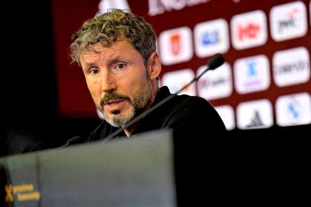 Belgian National Football team squad, Mannschaftsbild, Totale Announcement 18 09 2026 TUBEKE, BELGIUM - SEPTEMBER 18 : Mark Van Bommel federal head coach of the Belgian National football team speaking to the press during a press conference, PK, Pressekonferenz to announce his player selection to compete in the UEFA Nation League on September 18, 2026 in Tubeke, Belgium, 18 09 2026 Tubeke Belgium  Copyright: xSesx