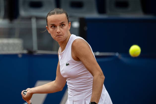 BBVA Open Internacional of Valencia Quarter Final Clara Burel from France against Guiomar Maristany Zuleta de Reales from Spain in action during the BBVA Open Internacional of Valencia Quarter Final at Sporting Tennis Valencia, (Valencia ) on September 18, 2026. Copyright: xVicentexVidalxFernandezx
