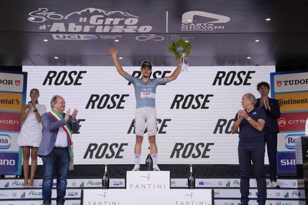France s KÃ vin Vauquelin of Netcompany Ineos winner of the race during the Giro d™Abruzzo, stage 4 from Silvi to Controguerra (182 km) - Abruzzo, Italy - Friday, September 18, 2026. - cycling.  Copyright: xFabioxFerrari LaPressex