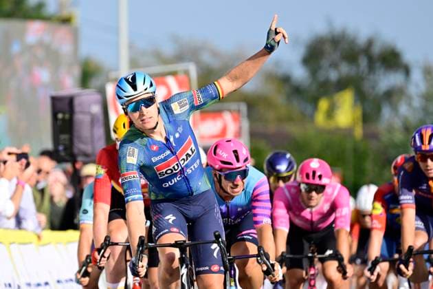 Kampioenschap van Vlaanderen 2026 Cycling Race KOOLSKAMP, BELGIUM - SEPTEMBER 18 : Merlier Tim (BEL) of Soudal Quick-Step wins the sprint, second place for Groenewegen Dylan (NED) of Unibet Rose Rockets, third place for Waerenskjold Soren (NOR) of Uno-X Mobility during the 110th edition of Kampioenschap van Vlaanderen an UCI Class 1.1 one day cycling road race for Men Elite of km with start in Koolskamp and finish in Koolskamp on September 18, 2026 in Koolskamp, Belgium, 18 09 2026 Koolskamp Belgium  Copyright: xJanxDexMeuleneirx