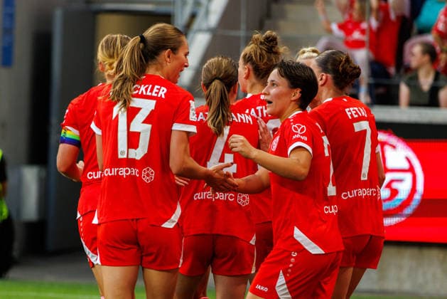 GPFBL, 1. FSV Mainz 05 - Eintracht Frankfurt, 18.09.2026, Mainz Jubel zum 2:0 durch Sabina Jackson (1. FSV Mainz 05, 20) im Spiel der Google Pixel Frauen Bundesliga am 5. Spieltag der Saison 2026 27 zwischen dem 1. FSV Mainz 05 und Eintracht Frankfurt in der MEWA Arena, Mainz, 18.09.2026. Copyright: xBEAUTIFULxSPORTS Hahnex