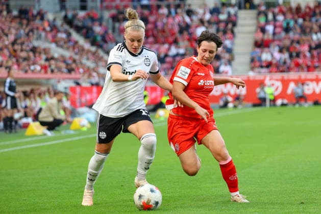 18.09.2026, xusrbx, Fussball Google Pixel Frauen-Bundesliga, FSV Mainz 05 - Eintracht Frankfurt v.l. Pia Sophie Wolter (Eintracht Frankfurt, 17),im Zweikampf mit, Emma Junold (FSV Mainz 05, 22), Mainz