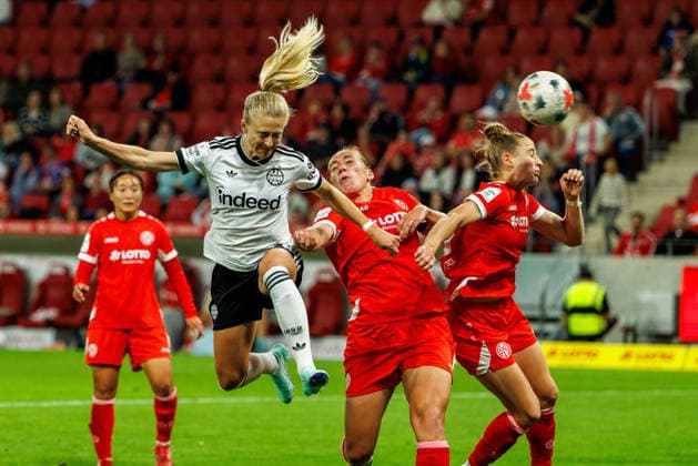 GPFBL, 1. FSV Mainz 05 - Eintracht Frankfurt, 18.09.2026, Mainz Rebecka Blomqvist (Eintracht Frankfurt, 28) erzeilt per Kopfball die 2:3 Führung im Spiel der Google Pixel Frauen Bundesliga am 5. Spieltag der Saison 2026 27 zwischen dem 1. FSV Mainz 05 und Eintracht Frankfurt in der MEWA Arena, Mainz, 18.09.2026. Copyright: xBEAUTIFULxSPORTS Hahnex
