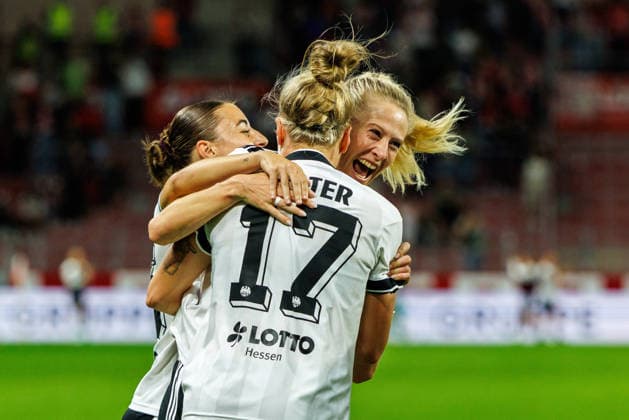 GPFBL, 1. FSV Mainz 05 - Eintracht Frankfurt, 18.09.2026, Mainz Torjubel zum 2:3 durch Rebecka Blomqvist (Eintracht Frankfurt, 28) im Spiel der Google Pixel Frauen Bundesliga am 5. Spieltag der Saison 2026 27 zwischen dem 1. FSV Mainz 05 und Eintracht Frankfurt in der MEWA Arena, Mainz, 18.09.2026. Copyright: xBEAUTIFULxSPORTS Hahnex
