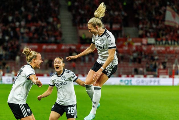 GPFBL, 1. FSV Mainz 05 - Eintracht Frankfurt, 18.09.2026, Mainz Torjubel zum 2:3 durch Rebecka Blomqvist (Eintracht Frankfurt, 28) im Spiel der Google Pixel Frauen Bundesliga am 5. Spieltag der Saison 2026 27 zwischen dem 1. FSV Mainz 05 und Eintracht Frankfurt in der MEWA Arena, Mainz, 18.09.2026. Copyright: xBEAUTIFULxSPORTS Hahnex