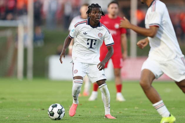 18.09.2026, Herren, Fussball, Saison 2026 2027, Regionalliga Bayern, 10. Spieltag: TSV Aubstadt - FC Bayern Muenchen II Oluwaseyi Wilson ( 7, FC Bayern München II) Sulzfeld Schulstadion Aubstadt (NGN Arena) Bayern Deutschland