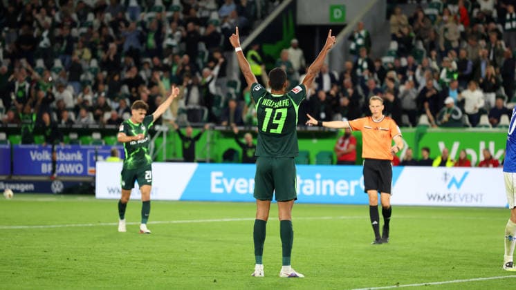 VfL vs. Darmstadt, 2. BL Wolfsburg, 18.09.2026, Fußball, Herren, 2. BL, Saison 2026 2027, VfL Wolfsburg vs. SV Darmstadt 98: Robert Glatzel (VfL Wolfsburg) jubelt nach seinem Tor zum 5:1 (DFL DFB REGULATIONS PROHIBIT ANY USE OF PHOTOGRAPHS as IMAGE SEQUENCES and or QUASI-VIDEO) Volkswagen Arena Niedersachsen Deutschland