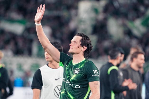 Deutschland:Fussball 2.Bundesliga 2026 2027, 6.Spieltag VfL Wolfsburg vs SV Darmstadt 98 - Volkswagen Arena (Wolfsburg): Jubel nach dem Abpfiff Fabian Reese (VfL Wolfsburg, 11) Copyright: xAymanxAlahmedx