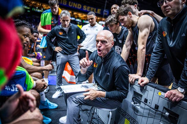 Basketball Berlin 18.09.2026 Saison 2026 2027 EasyCredit BBL 1. Bundesliga Männer, Herren Alba Berlin - NINERS Chemnitz Rodrigo Pastore (Chemnitz, Trainer)