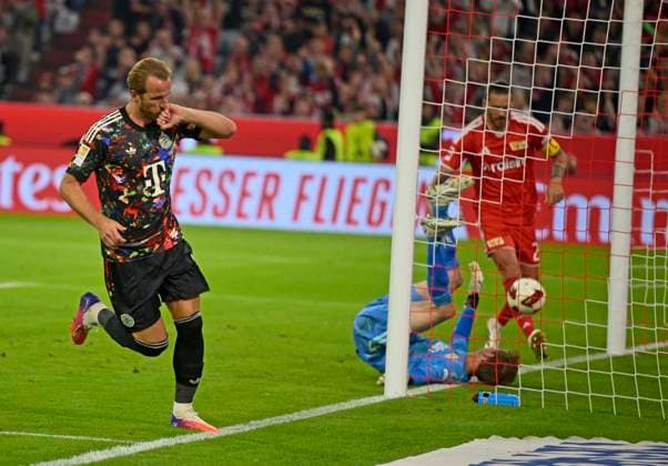 18.09.2026, Fussball Bundesliga 2026 2027, 4.Spieltag, FC Bayern München - 1.FC Union Berlin, in der Allianz-Arena München, Harry Kane (FC Bayern München) jubelt.