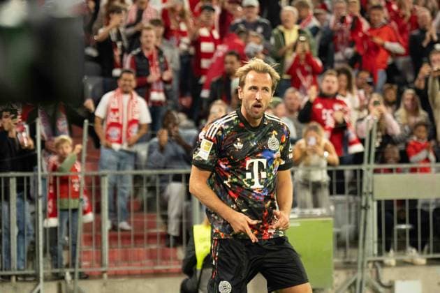 18.09.2026: Fußball: FC Bayern München - Union Berlin, 4. Spieltag der 1. Bundesliga in der Allianz Arena in München Torjubel Harry Kane (FC Bayern Munchen, 9) zum 4:0. WICHTIGER HINWEIS: Gemäß den Vorgaben der DFL und des DFB ist es untersagt, in dem Stadion und oder vom Spiel angefertigte Fotoaufnahmen in Form von Sequenzbildern und oder videoähnlichen Fotostrecken zu verwerten bzw. verwerten zu lassen. Copyright: xJamesxZabelx