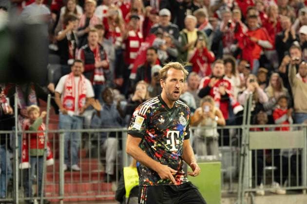 18.09.2026: Fußball: FC Bayern München - Union Berlin, 4. Spieltag der 1. Bundesliga in der Allianz Arena in München Torjubel Harry Kane (FC Bayern Munchen, 9) zum 4:0. WICHTIGER HINWEIS: Gemäß den Vorgaben der DFL und des DFB ist es untersagt, in dem Stadion und oder vom Spiel angefertigte Fotoaufnahmen in Form von Sequenzbildern und oder videoähnlichen Fotostrecken zu verwerten bzw. verwerten zu lassen. Copyright: xJamesxZabelx