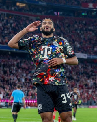 Fußball, Herren, Saison 2026 2027, 1. Bundesliga (4. Spieltag), FC Bayern München - 1. FC Union Berlin, Ismael Saibari (Bayern München), Jubel nach Tor zum 5:0, 18.09.2026, Copyright: xMatthiasxKochx