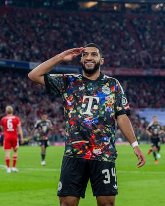 Fußball, Herren, Saison 2026 2027, 1. Bundesliga (4. Spieltag), FC Bayern München - 1. FC Union Berlin, Ismael Saibari (Bayern München), Jubel nach Tor zum 5:0, 18.09.2026, Copyright: xMatthiasxKochx