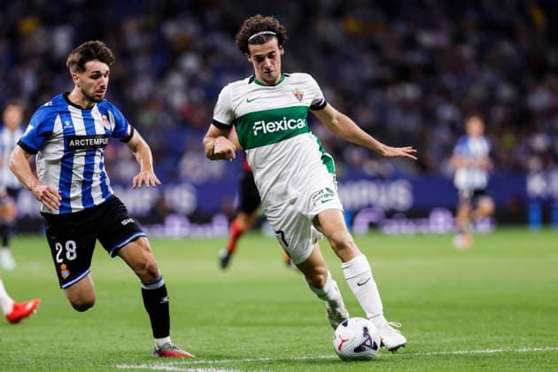 September 18, 2026, Cornella, Barcelona, SPAIN: Javi Morcillo of Elche CF in action during the Spanish league, LaLiga EA Sports, football match played between RCD Espanyol and Elche CF at RCDE Stadium on September 18, 2026 in Cornella, Spain. RCD Espanyol V Elche CF - LaLiga EA Sports  - ZUMAa181 20260918_zaa_a181_168 Copyright: xJavierxBorregox