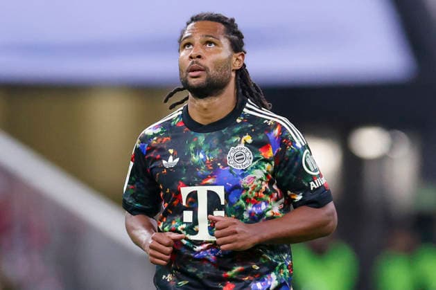 Serge Gnabry (FC Bayern Muenchen) schaut waehrend des spiels der 1. Bundesliga zwischen FC Bayern Muenchen und 1. FC Union Berlin, Allianz Arena am 18. September 2026 in Muenchen, Deutschland. (Foto von Marco Steinbrenner DeFodi Images) +++ Serge Gnabry (FC Bayern Muenchen) looks on during the Bundesliga match between FC Bayern Muenchen and 1. FC Union Berlin at Allianz Arena on September 18, 2026 in Munich, Germany. (Photo by Marco Steinbrenner DeFodi Images) DFB DFL REGULATIONS PROHIBIT ANY USE OF PHOTOGRAPHS AS IMAGE SEQUENCES AND OR QUASI-VIDEO. (Photo by Marco Steinbrenner DeFodi Images) -