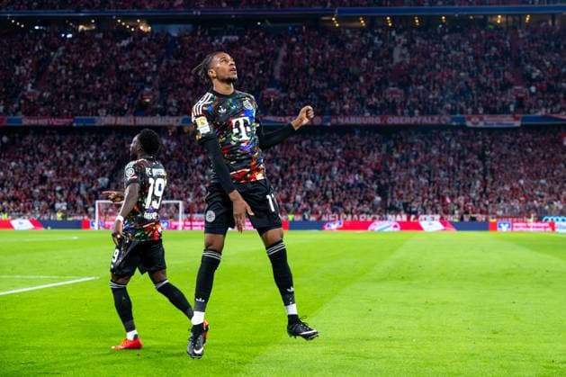 Fußball, Herren, Saison 2026 2027, 1. Bundesliga (4. Spieltag), FC Bayern München - 1. FC Union Berlin, v. l. Alphonso Davies (Bayern München), Michael Olise (Bayern München), Jubel nach Tor zum 7:0, 18.09.2026, Copyright: xMatthiasxKochx