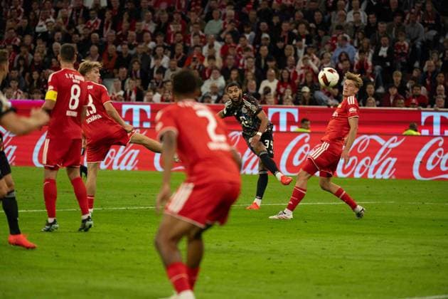 18.09.2026: Fußball: FC Bayern München - Union Berlin, 4. Spieltag der 1. Bundesliga in der Allianz Arena in München Torschuss Ismael Saibari (FC Bayern Munchen, 34) WICHTIGER HINWEIS: Gemäß den Vorgaben der DFL und des DFB ist es untersagt, in dem Stadion und oder vom Spiel angefertigte Fotoaufnahmen in Form von Sequenzbildern und oder videoähnlichen Fotostrecken zu verwerten bzw. verwerten zu lassen. Copyright: xJamesxZabelx