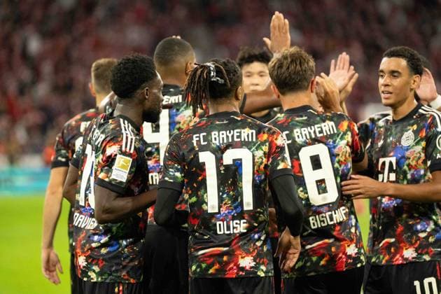 18.09.2026: Fußball: FC Bayern München - Union Berlin, 4. Spieltag der 1. Bundesliga in der Allianz Arena in München Torsjubel Michael Olise (FC Bayern Munchen, 17) zum 6:0. WICHTIGER HINWEIS: Gemäß den Vorgaben der DFL und des DFB ist es untersagt, in dem Stadion und oder vom Spiel angefertigte Fotoaufnahmen in Form von Sequenzbildern und oder videoähnlichen Fotostrecken zu verwerten bzw. verwerten zu lassen. Copyright: xJamesxZabelx