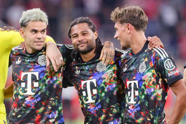 Luis Diaz (FC Bayern Muenchen), Serge Gnabry (FC Bayern Muenchen) und Tom Bischof (FC Bayern Muenchen) jubeln waehrend des spiels der 1. Bundesliga zwischen FC Bayern Muenchen und 1. FC Union Berlin, Allianz Arena am 18. September 2026 in Muenchen, Deutschland. (Foto von Marco Steinbrenner DeFodi Images) +++ Luis Diaz (FC Bayern Muenchen), Serge Gnabry (FC Bayern Muenchen) und Tom Bischof (FC Bayern Muenchen) cheer during the Bundesliga match between FC Bayern Muenchen and 1. FC Union Berlin at Allianz Arena on September 18, 2026 in Munich, Germany. (Photo by Marco Steinbrenner DeFodi Images) DFB DFL REGULATIONS PROHIBIT ANY USE OF PHOTOGRAPHS AS IMAGE SEQUENCES AND OR QUASI-VIDEO. (Photo by Marco Steinbrenner DeFodi Images) -