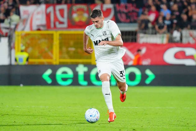 IPA88681535 - Luca Lipani (US Sassuolo) during the AC Monza vs. US Sassuolo Italian Serie A soccer match in Monza, Italy, on September 18, 2026  Copyright: xLucaxRossini IPAxSportx xx IPA88681535