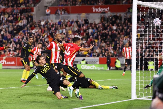 Brentford v Chelsea 18 September 2026, London - Premier League Football - Brentford v Chelsea - Fabio Carvalho of Brentford scores their third goal - Photo: Jacques Feeney Offside. London UK Copyright: xJacquesxFeeneyx xOffsidexOffside