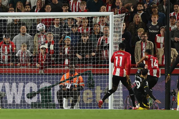 18th September 2026; Gtech Community Stadium, London, England; Premier League Football, Brentford versus Chelsea; Fabio Carvalho of Brentford scores in the 90th+4 minute for 3-0 KatiexChan