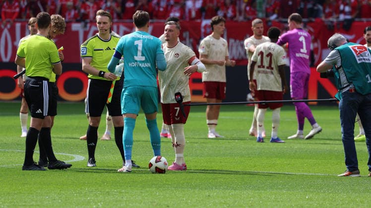 19.09.2026, xrekx, Fussball 2.Bundesliga, 1.FC Kaiserslautern - Eintracht Braunschweig v.l. Ron-Thorben Hoffmann (Eintracht Braunschweig) Marlon Ritter (1.FC Kaiserslautern) (DFL DFB REGULATIONS PROHIBIT ANY USE OF PHOTOGRAPHS as IMAGE SEQUENCES and or QUASI-VIDEO) Kaiserslautern