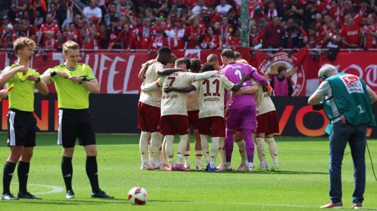 19.09.2026, xrekx, Fussball 2.Bundesliga, 1.FC Kaiserslautern - Eintracht Braunschweig v.l. TeakfreisnFC Kaiserslautern (DFL DFB REGULATIONS PROHIBIT ANY USE OF PHOTOGRAPHS as IMAGE SEQUENCES and or QUASI-VIDEO) Kaiserslautern