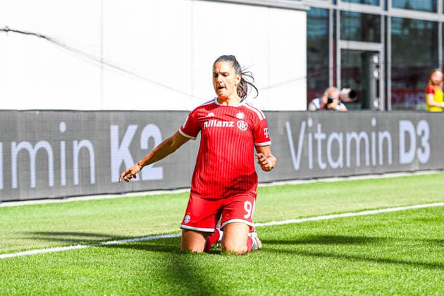 19.09.2026, München, Deutschland. Google Pixel Frauen-Bundesliga: FC Bayern München Frauen gegen 1. FC Köln Frauen am FC Bayern Campus. Jovana Damnjanovic (FC Bayern Frauen) jubelt nach Ihrem Tor.