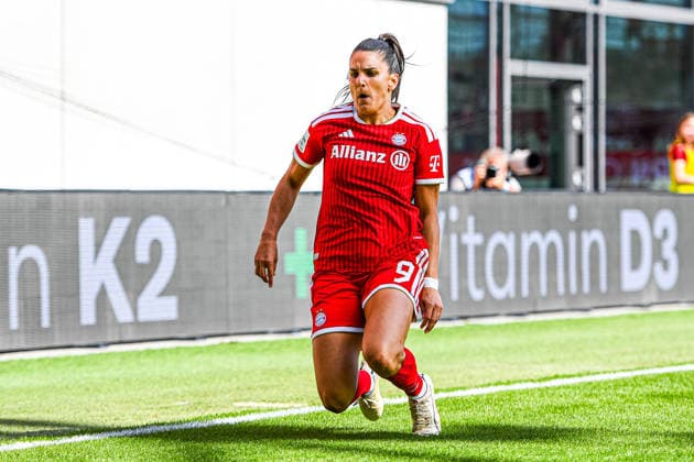 19.09.2026, München, Deutschland. Google Pixel Frauen-Bundesliga: FC Bayern München Frauen gegen 1. FC Köln Frauen am FC Bayern Campus. Jovana Damnjanovic (FC Bayern Frauen) jubelt nach Ihrem Tor.