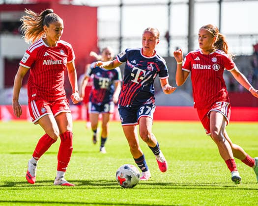 19.09.2026, München, Deutschland. Google Pixel Frauen-Bundesliga: FC Bayern München Frauen gegen 1. FC Köln Frauen am FC Bayern Campus. Katharina Naschenweng (FC Bayern Frauen)