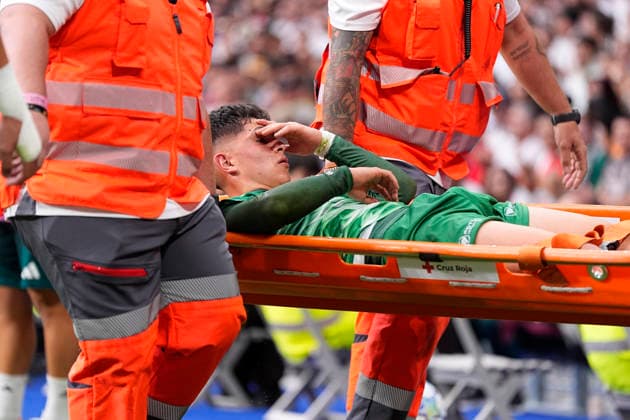 September 19, 2026, Madrid, Madrid, Spain: Amaro Silva of CD Santiago Wanderers gets injured during the Under-20 Intercontinental Cup Final 2026, football match between Real Madrid and Santiago Wonders at Bernabeu stadium on September 19, 2026, in Madrid, Spain. Real Madrid V Santiago Wonders - Under-20 Intercontinental Cup Final 2026  - ZUMAa181 20260919_zaa_a181_094 Copyright: xOscarxJ.xBarrosox