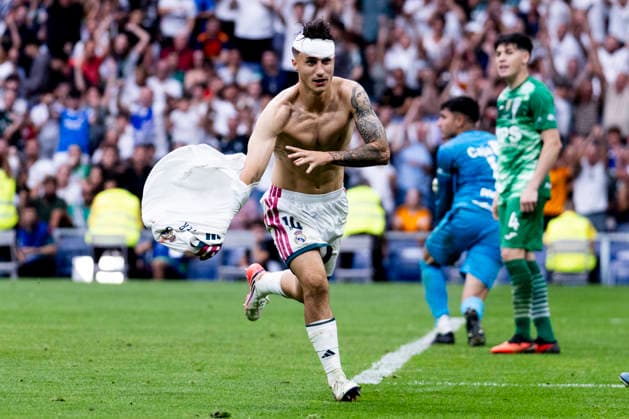 Real Madrid U20 v Santiago Wanderers U20 - Intercontinental Cup U20 September 19, 2026, Santiago Bernabeu Stadium, Madrid, Spain: Roberto Martin of Real Madrid celebrates his goal during the U-20 Intercontinental Cup final match between Real Madrid and Santiago Wanderers at the Santiago Bernabeu Stadium, Madrid, Spain. Madrid Santiago Bernabeu Stadium Madrid Spain Copyright: xAlejandroxMatiasxAcostax