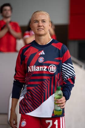 Pernille Harder (21 Bayern) beim Google Pixel Frauen Bundesligaspiel FC Bayern München - 1. FC Köln am 19.09.2026. München FC Bayern Campus Bayern Deutschland