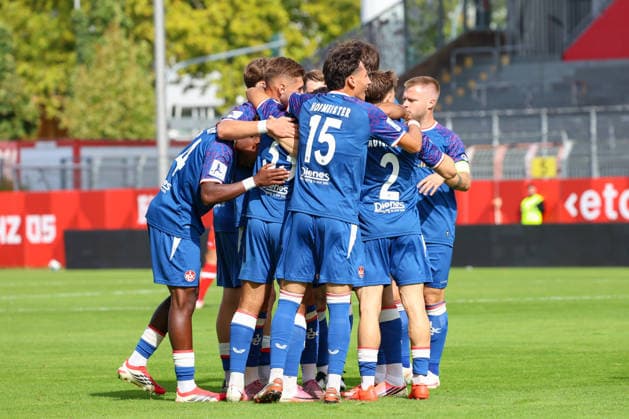 19.09.2026, xusrbx, Fussball Regionalliga Suedwest, FSV Mainz 05 U23 - 1.FC Kaiserslautern II v.l. Nassim el Quarti (1. FC Kaiserslautern II, 33), macht das Tor zum 1:0 in der 18. Spielminute, Mainz