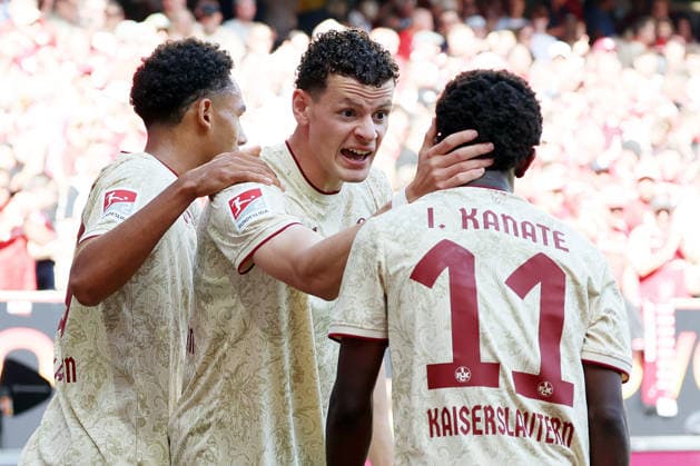 19.09.2026, xrekx, Fussball 2.Bundesliga, 1.FC Kaiserslautern - Eintracht Braunschweig v.l. Torjubel nach dem Tor zum celebrating the goal celebrate 1:0 durch Erencan YardÄ±mc (1.FC Kaiserslautern) mit Ibrahim Kanate (1.FC Kaiserslautern) (DFL DFB REGULATIONS PROHIBIT ANY USE OF PHOTOGRAPHS as IMAGE SEQUENCES and or QUASI-VIDEO) Kaiserslautern