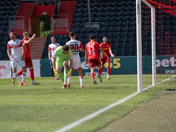 Tor zum 0:1 durch Nicolas Oliveira (SSV Jahn Regensburg, 25) GER, Fussball, VfB Stuttgart II vs. SSV Jahn Regensburg, Landesliga 2, 8. Spieltag, Leinfelden-Echterdingen, Saison 2026 2027, 19.09.2026 GER, Fussball, VfB Stuttgart II vs. SSV Jahn Regensburg, 3. Liga, 8. Spieltag, Saison 2026 2027, 19.09.2026 Leinfelden-Echterdingen Copyright: xCarstenxSchweringx EP_CSG