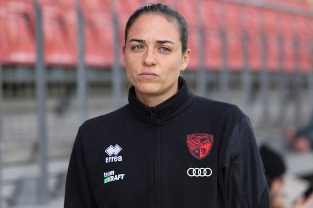 19.09.2026, xsefx, Fußball, FC Viktoria Köln - FC Ingolstadt 04, 3.Liga, Sportpark Höhenberg, 7. Spieltag, Saison 2026 2027: Cheftrainerin Sabrina Wittmann (FC Ingolstadt 04 hc) DFB regulations prohibit any use of photographs as image sequences and or quasi-video. Nordrhein-Westfalen Deutschland