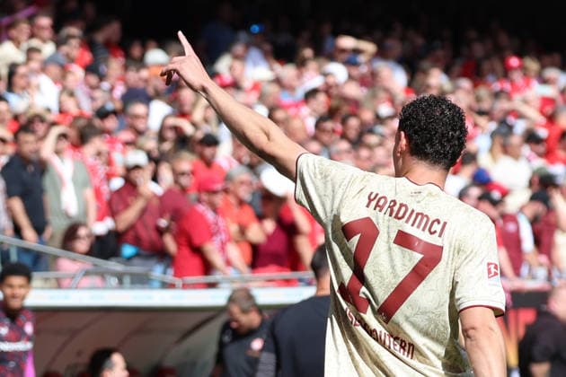 19.09.2026, xrekx, Fussball 2.Bundesliga, 1.FC Kaiserslautern - Eintracht Braunschweig v.l. Torjubel nach dem Tor zum celebrating the goal celebrate 1:0 durch Erencan YardÄ±mc (1.FC Kaiserslautern) (DFL DFB REGULATIONS PROHIBIT ANY USE OF PHOTOGRAPHS as IMAGE SEQUENCES and or QUASI-VIDEO) Kaiserslautern