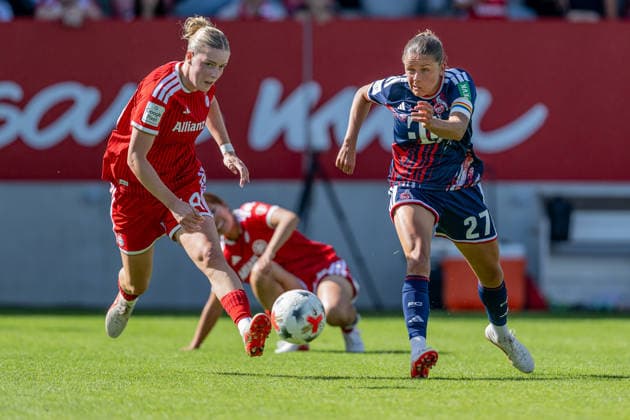 Kampf um den Ball Zweikampf zwischen Alara Sehitler (FC Bayern Muenchen Frauen, 14) und Laura Feiersinger (1. FC Koeln, 27) GER, FC Bayern Muenchen Frauen vs. 1. FC Koeln, Fussball, Google Pixel Frauen-Bundesliga, 5. Spieltag, Saison 2026 2027, 19.09.2026 (DFL DFB REGULATIONS PROHIBIT ANY USE OF PHOTOGRAPHS as IMAGE SEQUENCES and or QUASI-VIDEO). Foto: HMB Media Heike Feiner Copyright: HMBxMedia HeikexFeiner