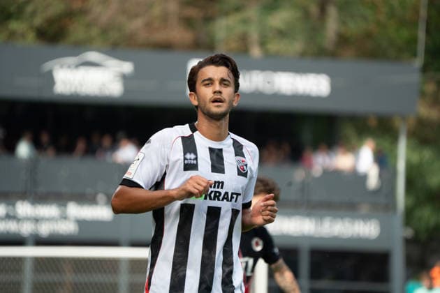 Deutschland: Fussball, 3. Liga, 2026 27, 7. Spieltag, 19.09.2026: FC Viktoria Köln vs. FC Ingolstadt 04: Sportpark Höhenberg (Köln): Fredrik Carlsen (FC Ingolstadt 04, 8) schaut angestrent Köln Deutschland Copyright: xMijoxLubecx