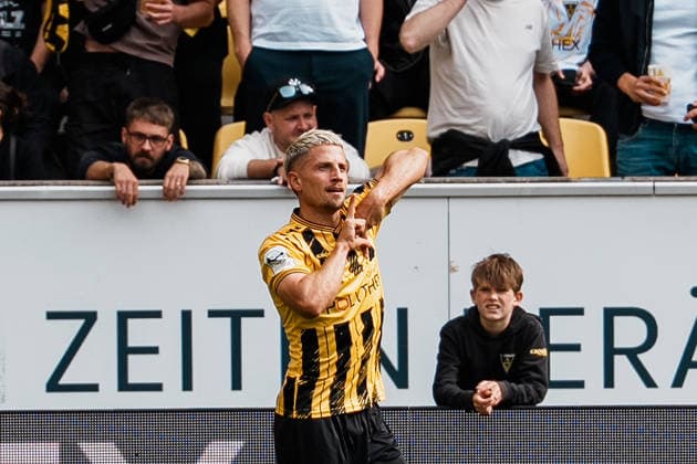 Deutschland: Fussball 3. Liga 2026 - 2027, 7. Spieltag - Alemannia Aachen vs Fortuna Düsseldorf - Tivoli (Aachen): 1 zu 0, Jubel, Tor, Führung, Treffer, Freude, feiern, Emotionen durch Lukas Scepanik (Alemannia Aachen, 7) Copyright: xThiemoxRudolphx