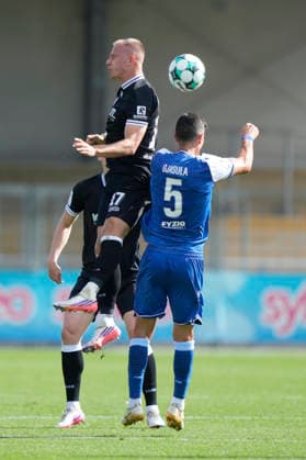 19.09.2026, Dietmar-Hopp-Stadion, Hoffenheim, GER, 3. Liga, 7. Spieltag: TSG 1899 Hoffenheim II vs SV Meppen, Kopfball Jannic Ehlers (SV Meppen 17) vs Klaus Gjasula (Hoffenheim II 5) DFL REGULATIONS PROHIBIT ANY USE OF PHOTOGRAPHS AS IMAGE SEQUENCES AND OR QUASI-VIDEO. Hoffenheim Baden-Württemberg Dietmar-Hopp-Stadion